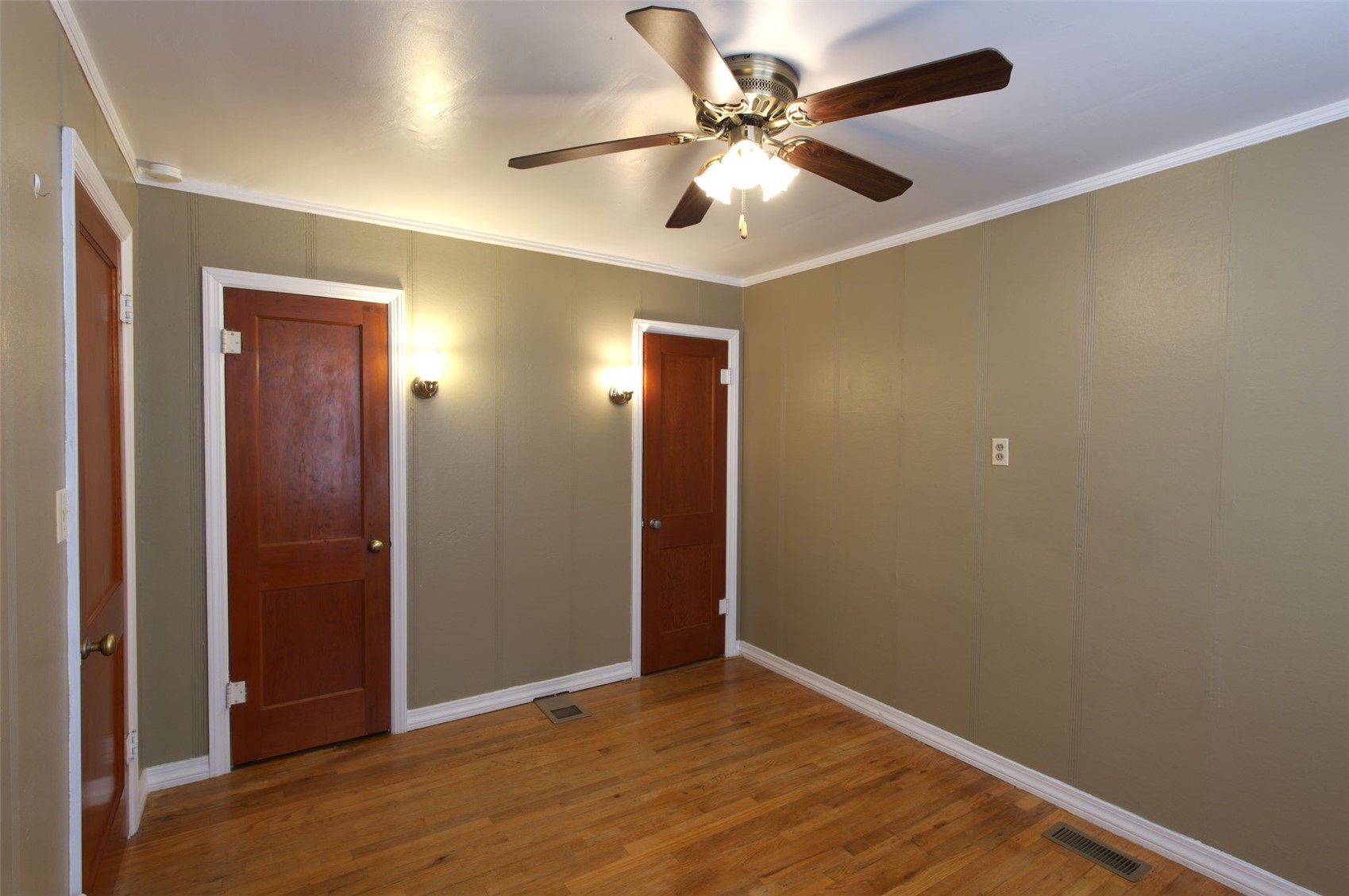 573 Taylor Street Property Photo 39
