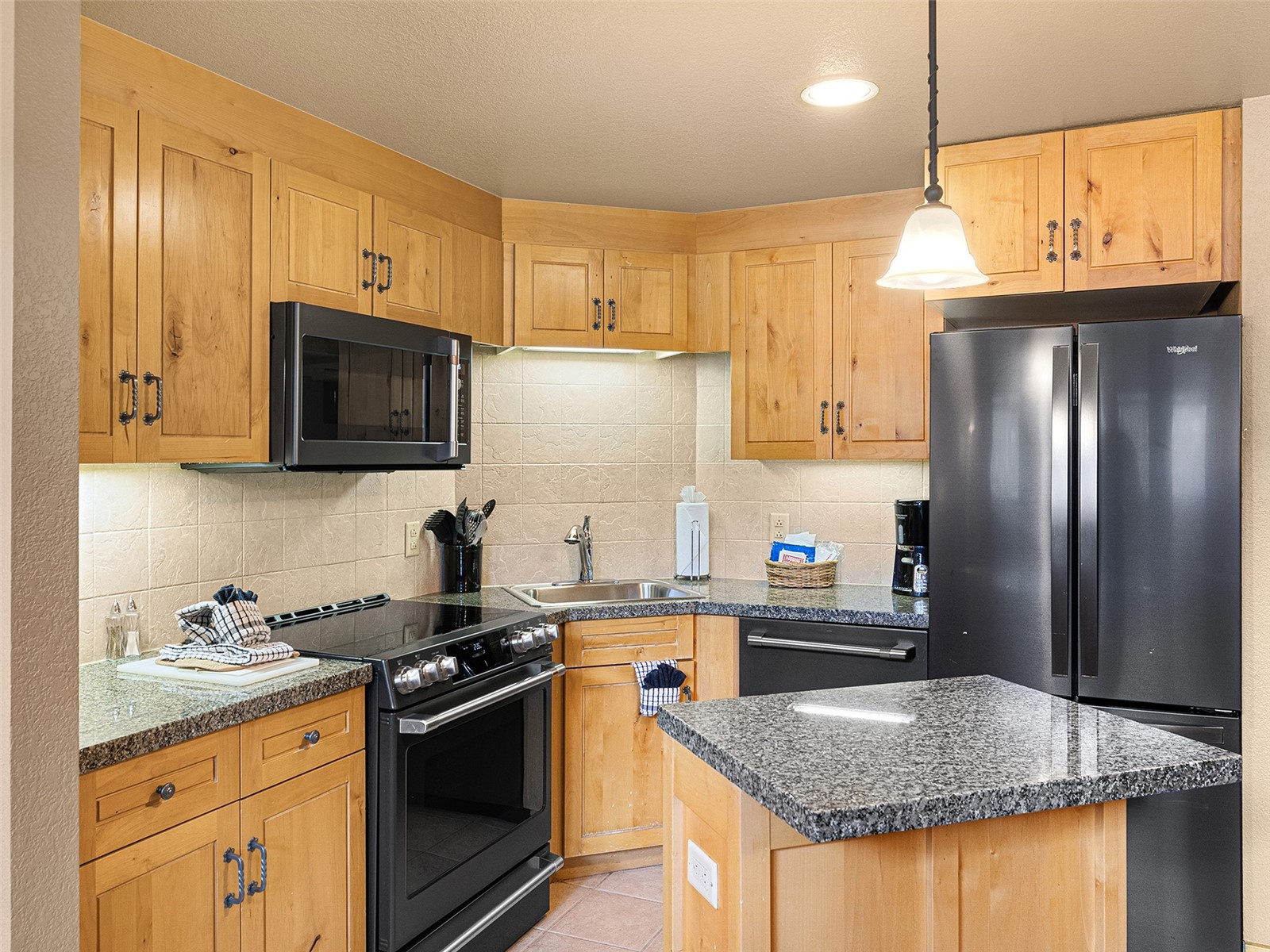 2300 Mt. Werner Circle 443/445 Cal 5 Property Photo 6
