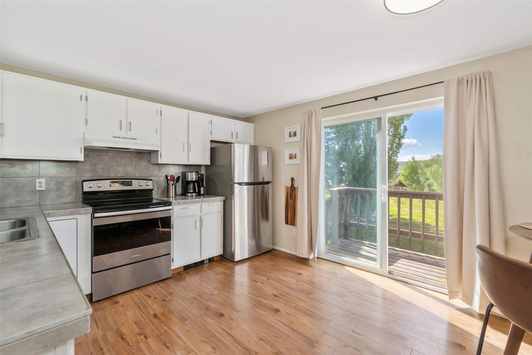 250 Harvest Drive 250 Property Photo 8