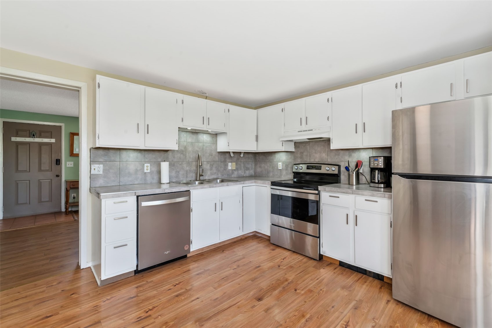 250 Harvest Drive 250 Property Photo 10