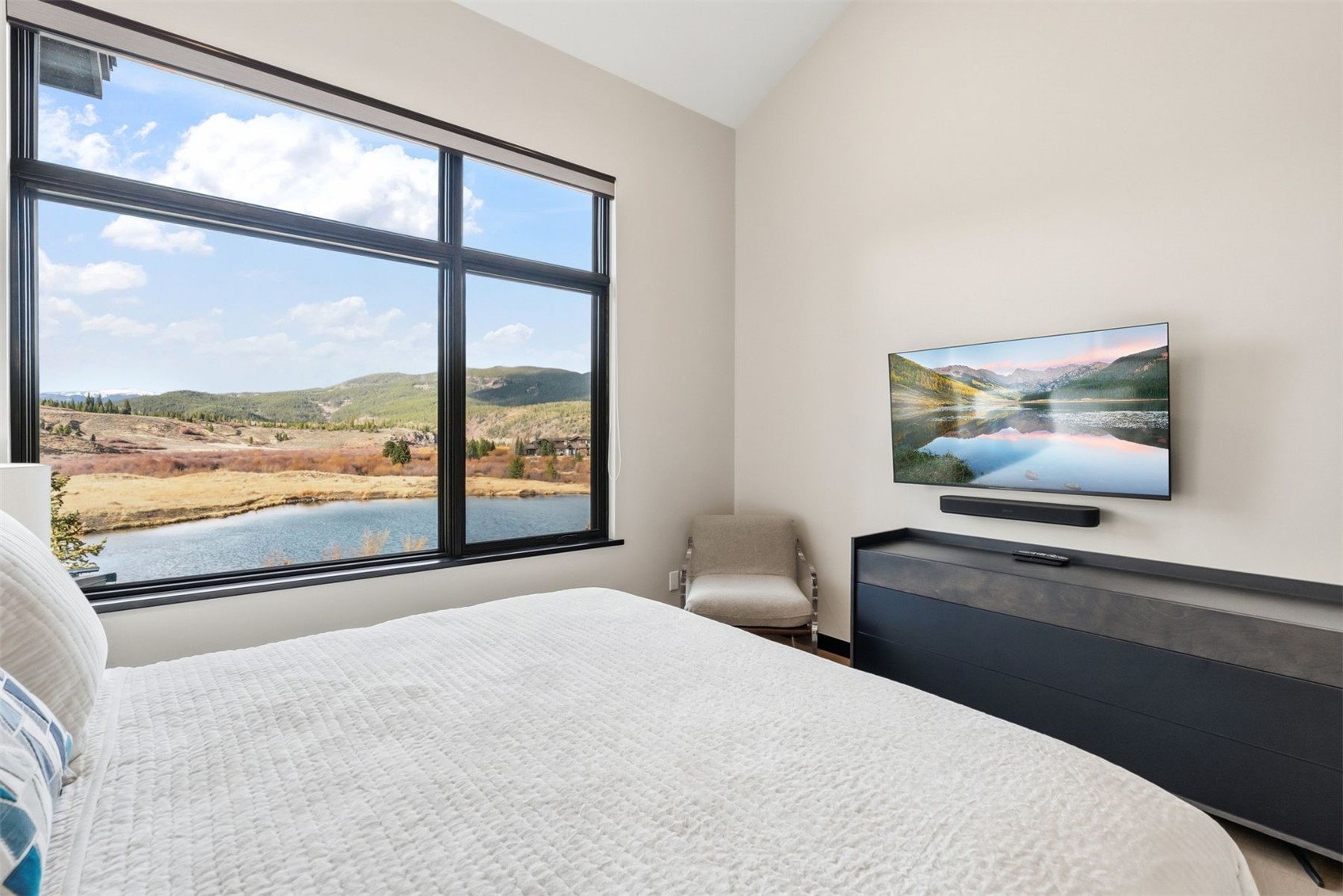 138 Monitor Drive Property Photo 34