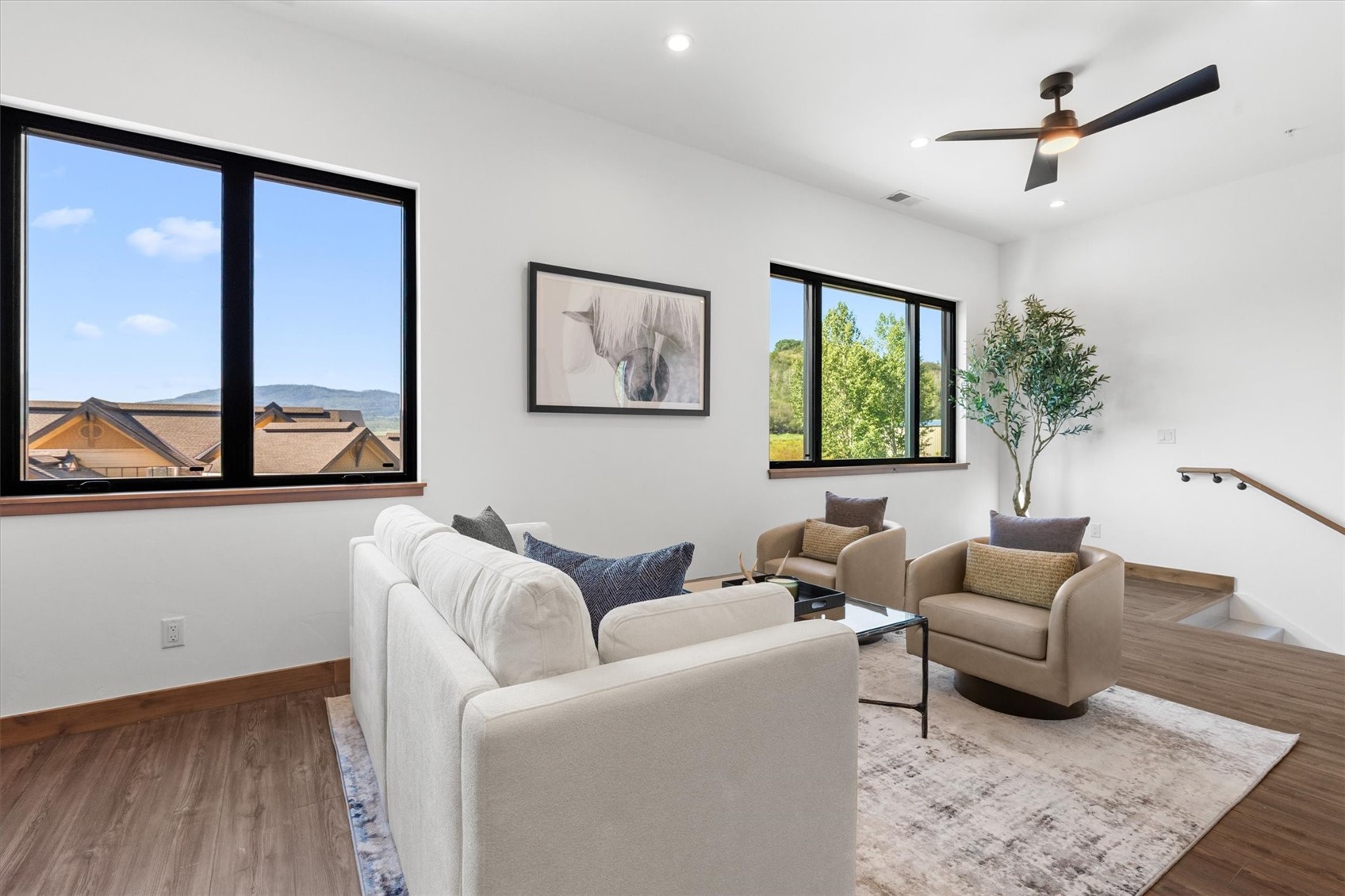 2110 Taxi Way R203 Property Photo 6