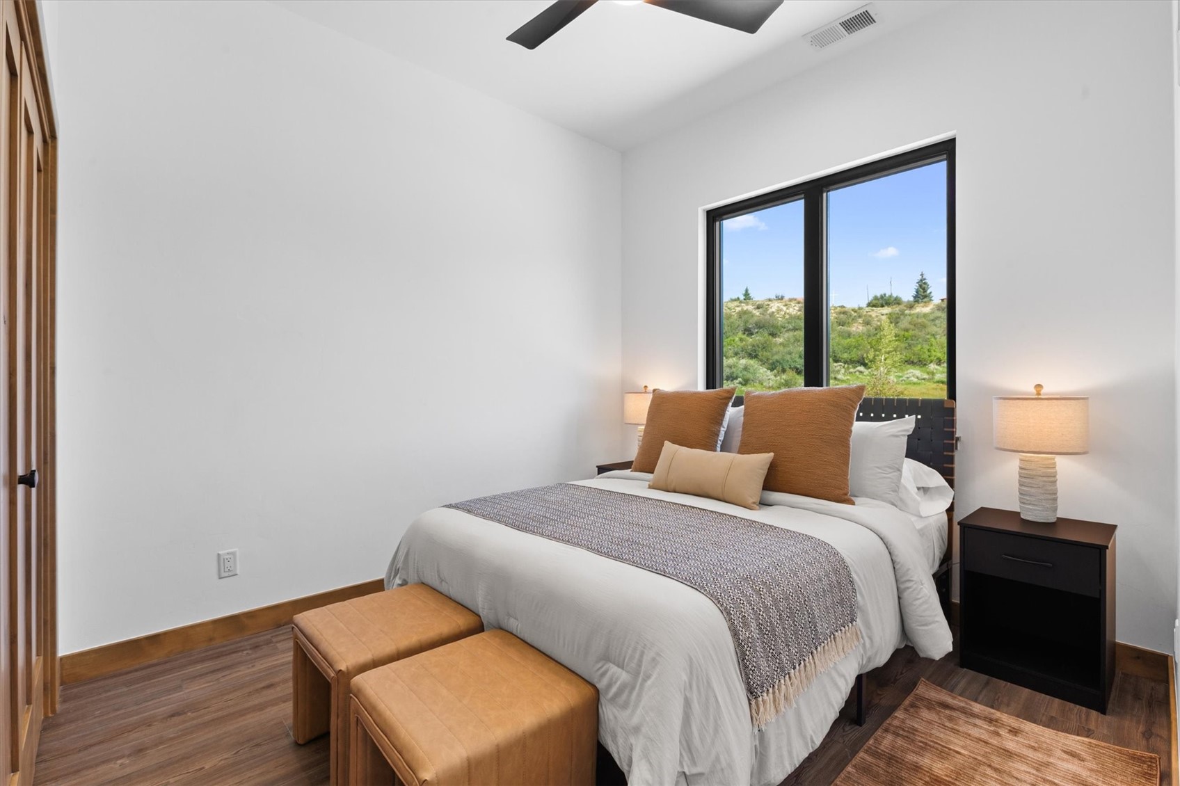 2110 Taxi Way R203 Property Photo 12
