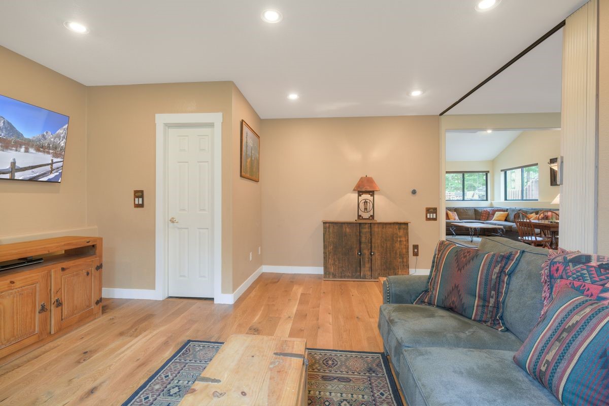 114 Park Forest Drive Property Photo 17