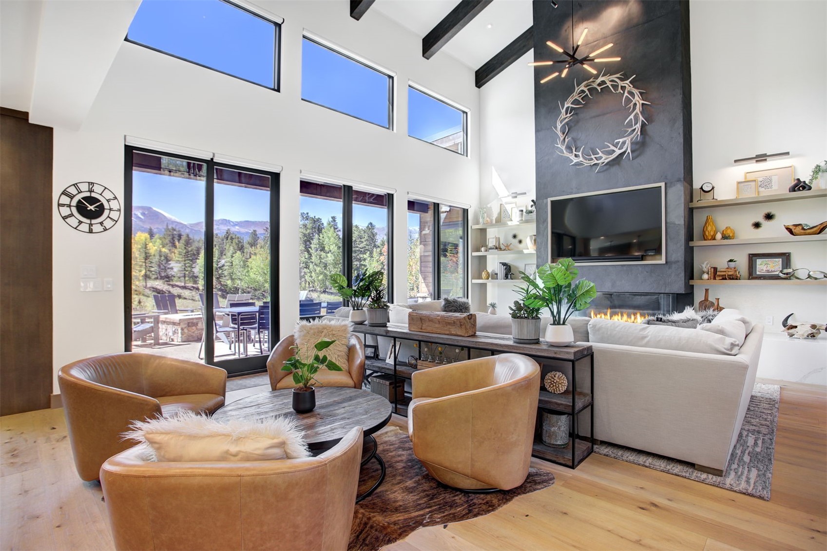 90 Corkscrew Drive Property Photo 3