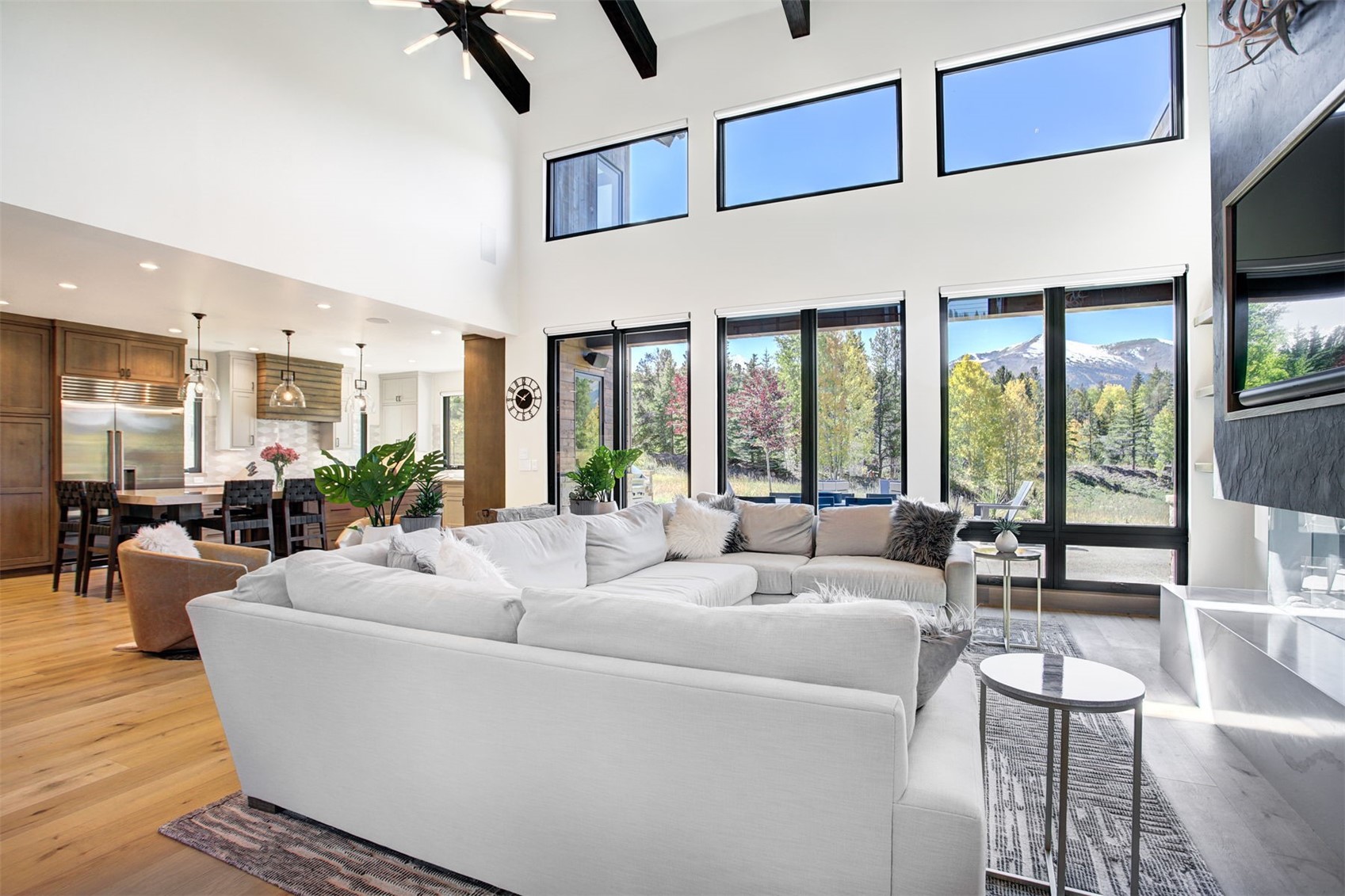 90 Corkscrew Drive Property Photo 4