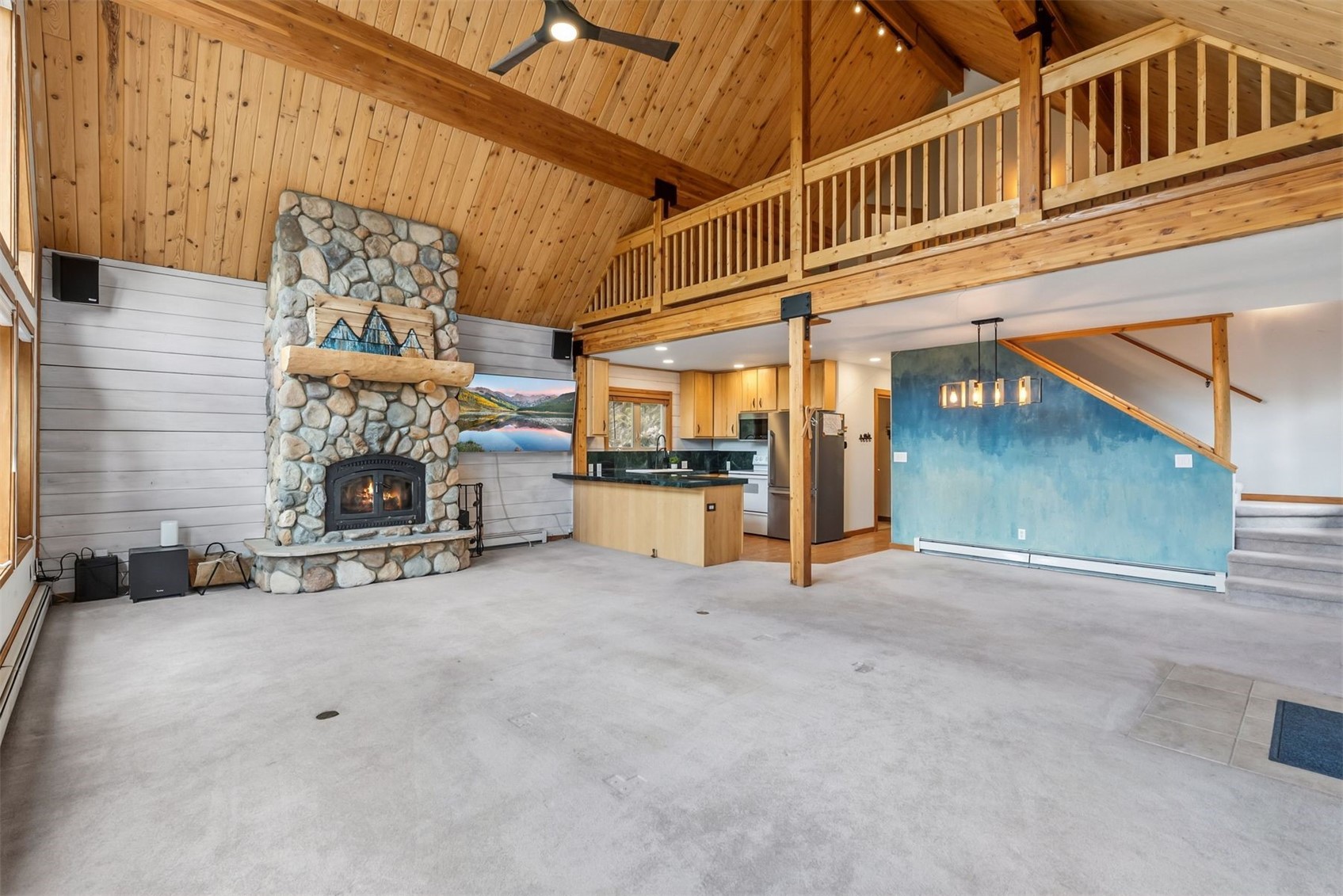 1043 Range Road Property Photo 8