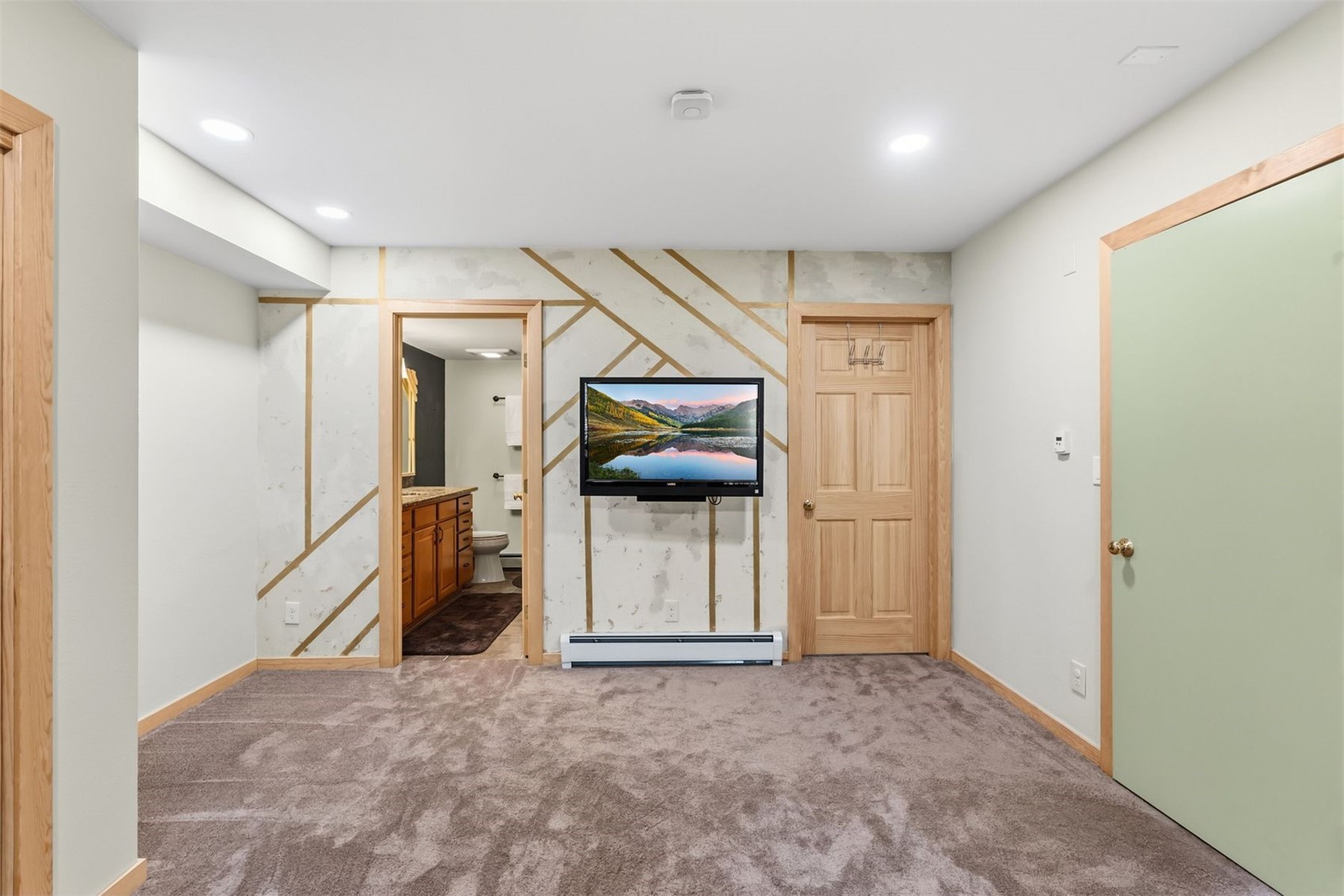 1043 Range Road Property Photo 40