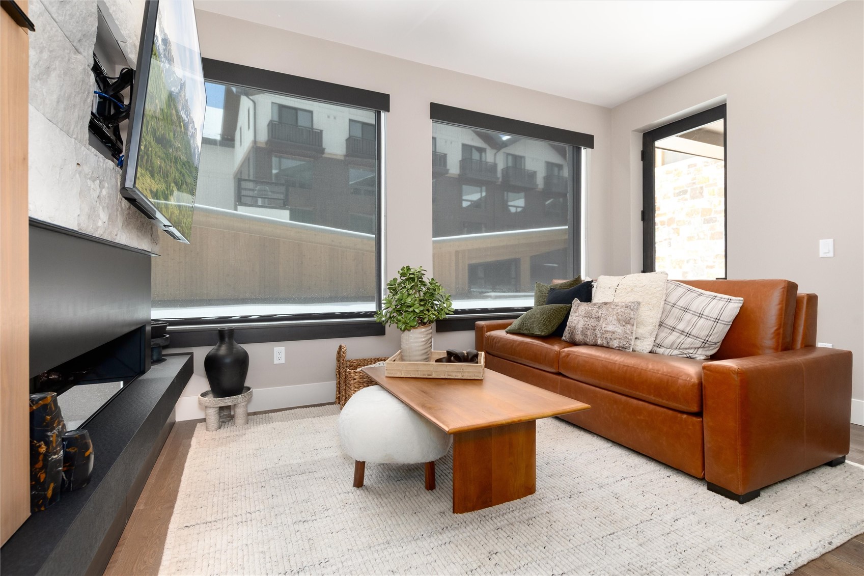 75 Hunkidori Court W204 Property Photo 12