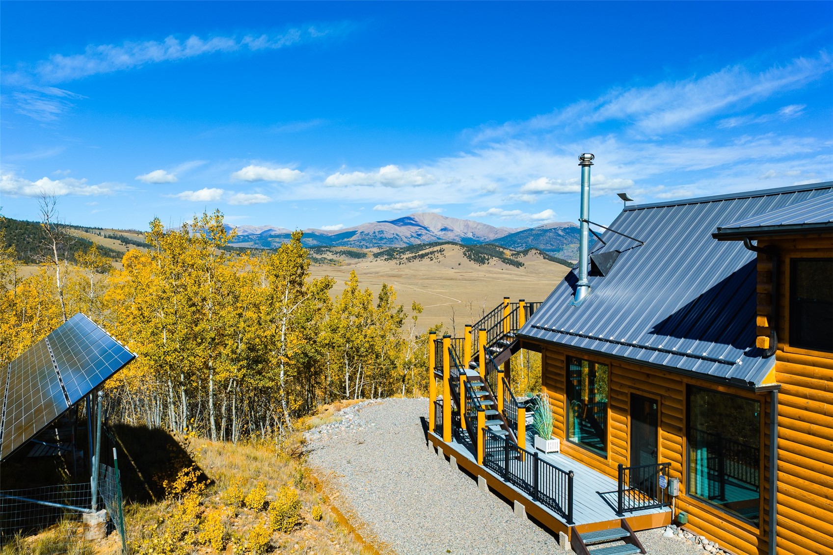 1023 Mexican Ridge Circle Property Photo 4