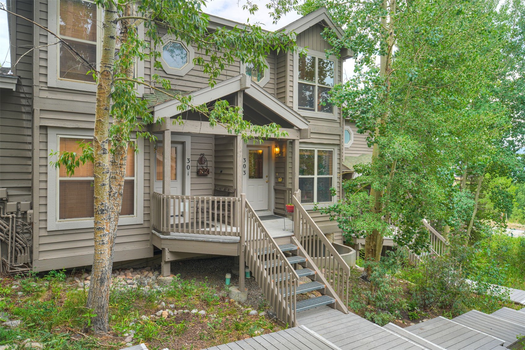 303 Saddle Ridge Drive 303 Property Photo 1