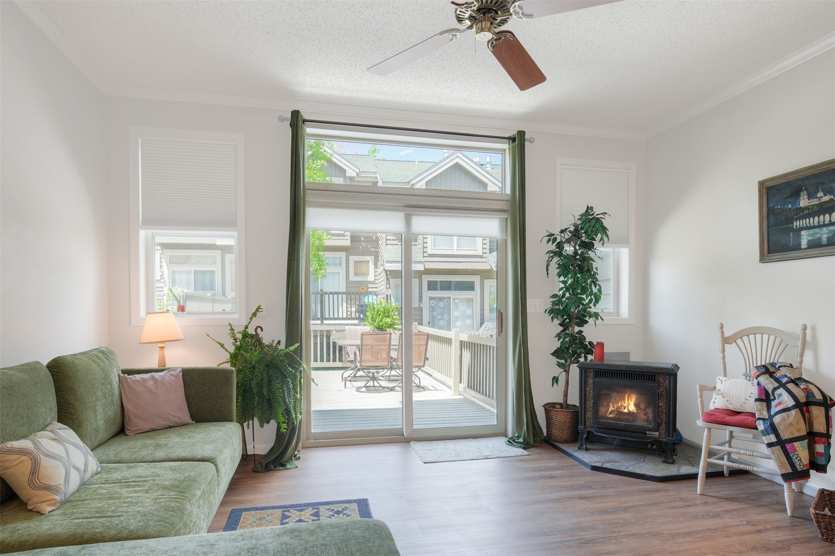 303 Saddle Ridge Drive 303 Property Photo 2