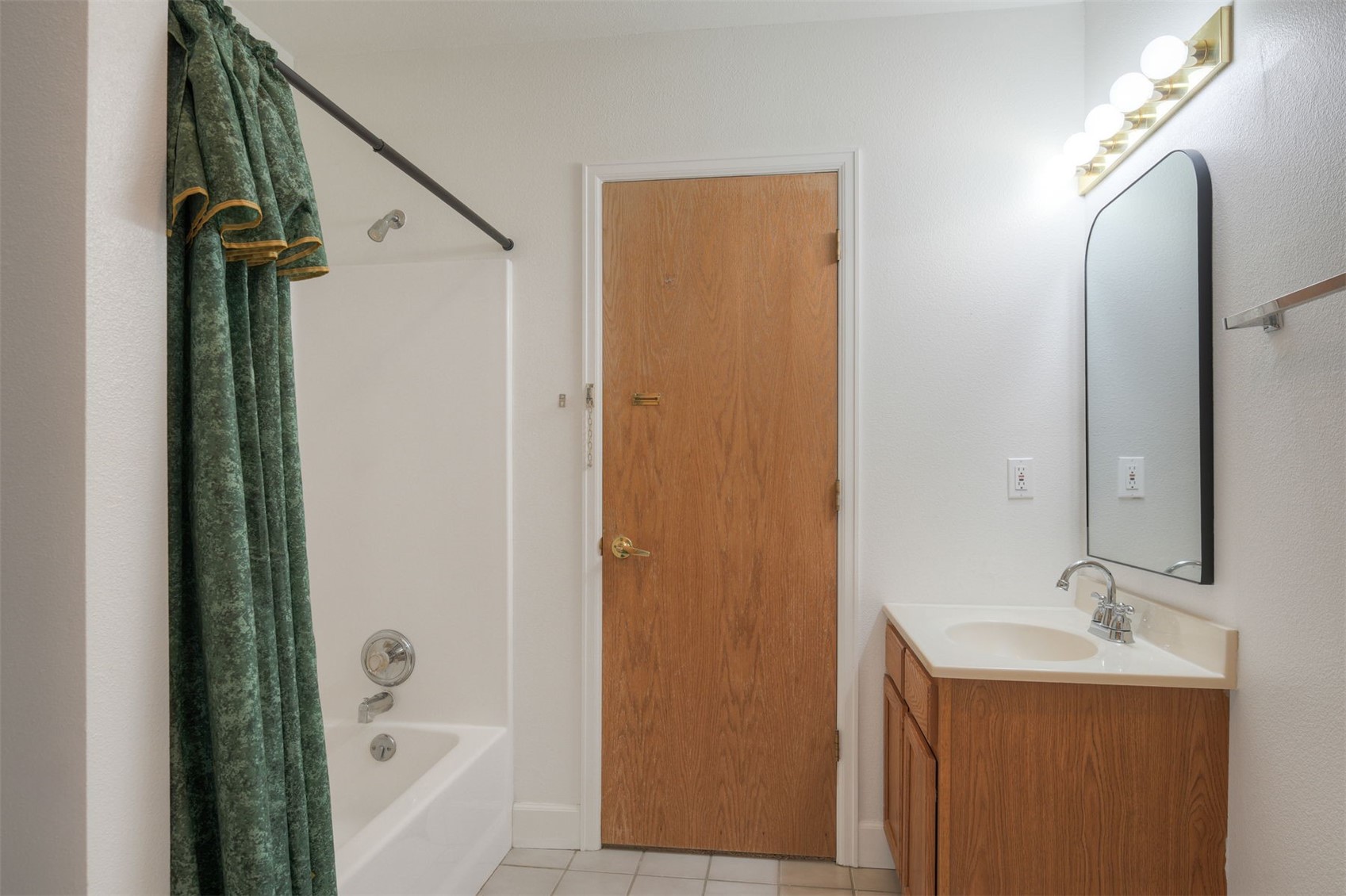 303 Saddle Ridge Drive 303 Property Photo 25