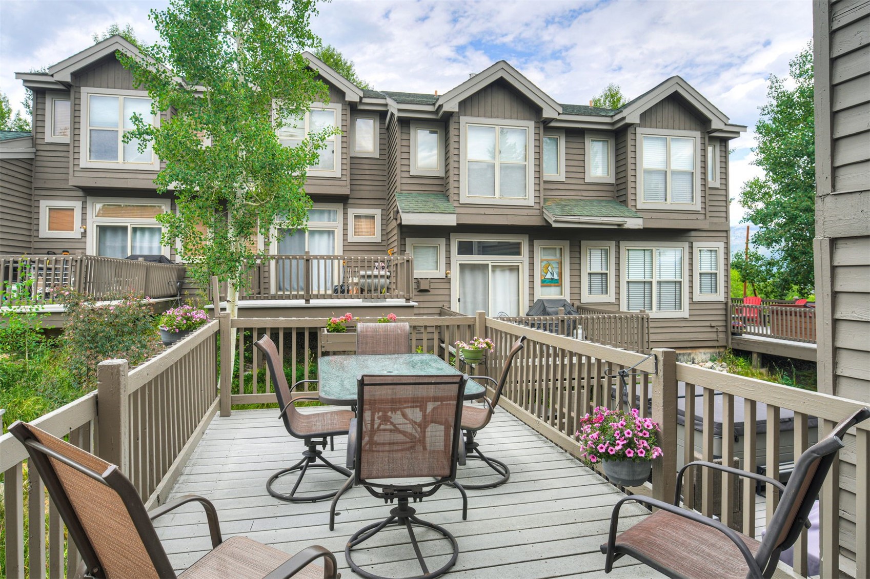 303 Saddle Ridge Drive 303 Property Photo 28