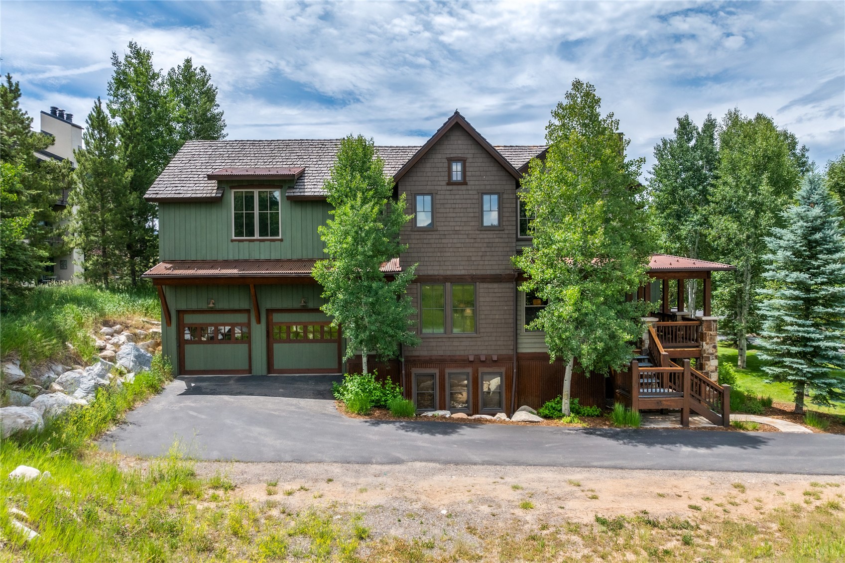 1331 Turning Leaf Court B Property Photo 1