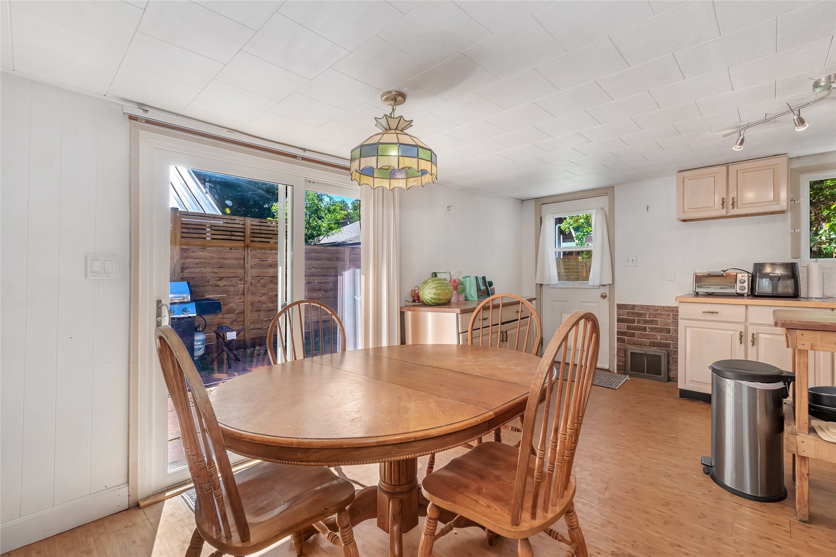 111 Missouri Avenue Property Photo 8