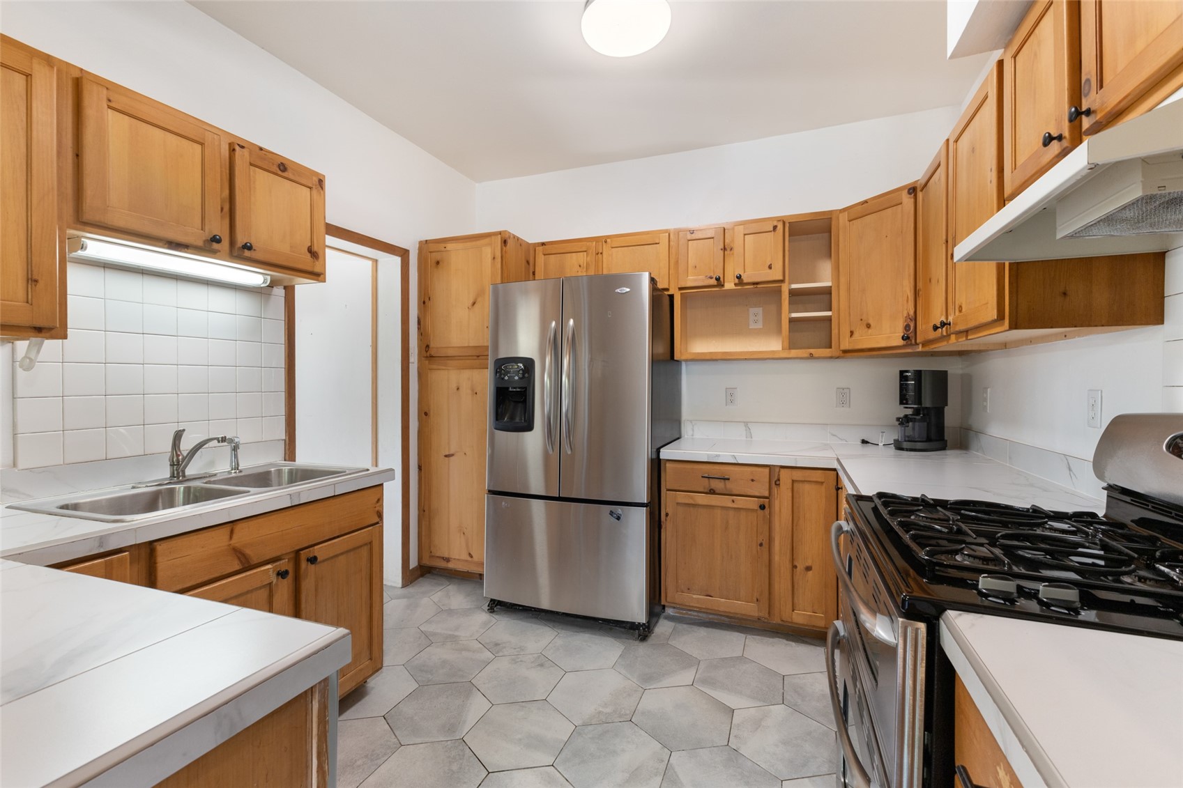 524 E Washington Avenue Property Photo 11