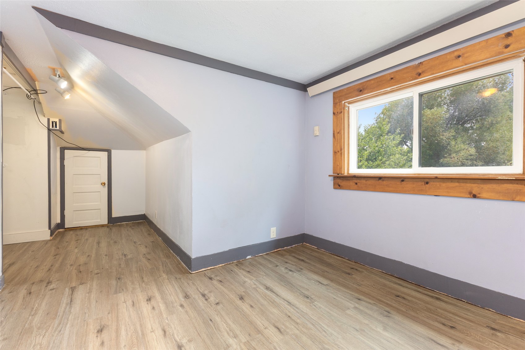 524 E Washington Avenue Property Photo 28