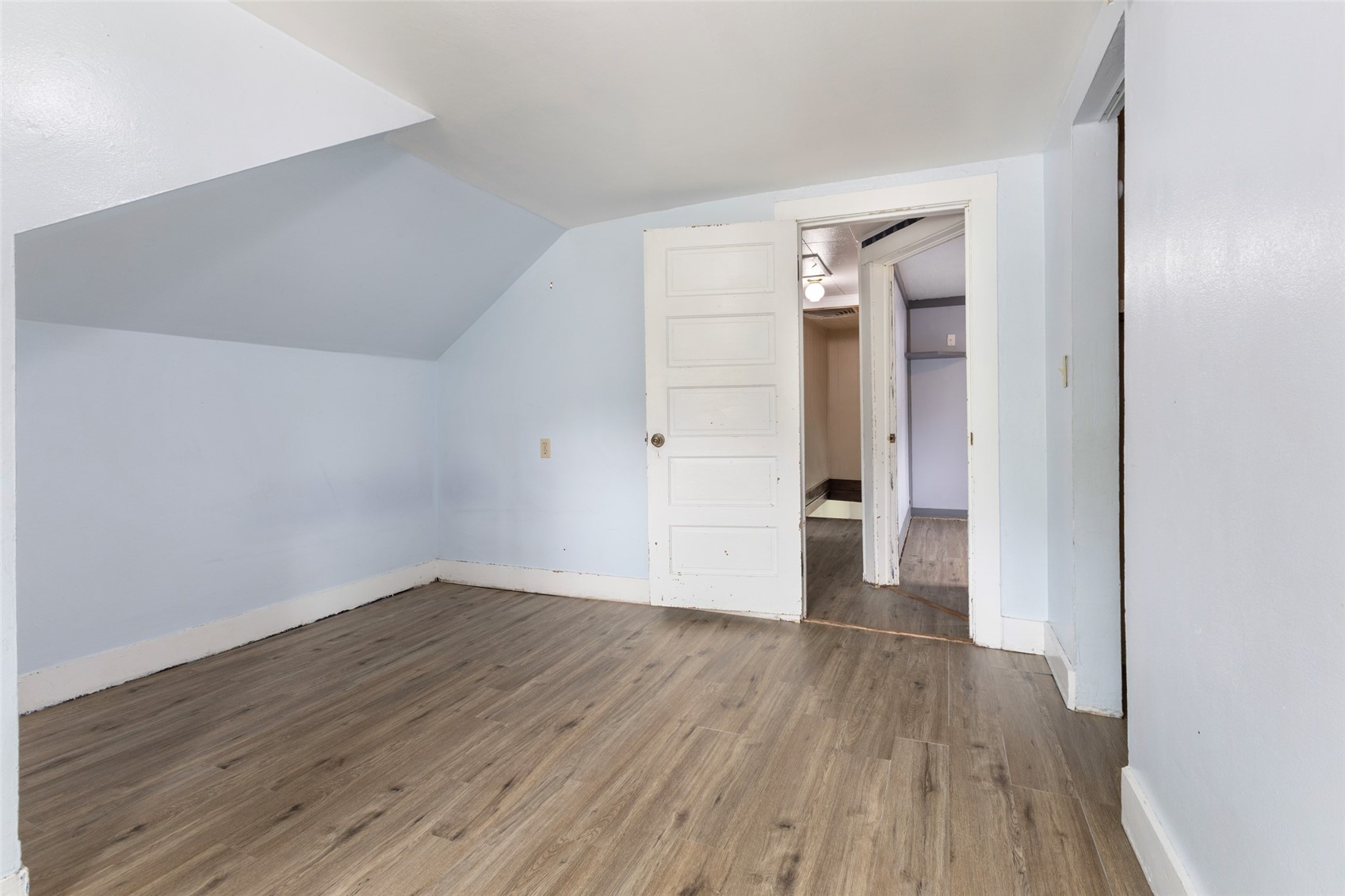 524 E Washington Avenue Property Photo 29