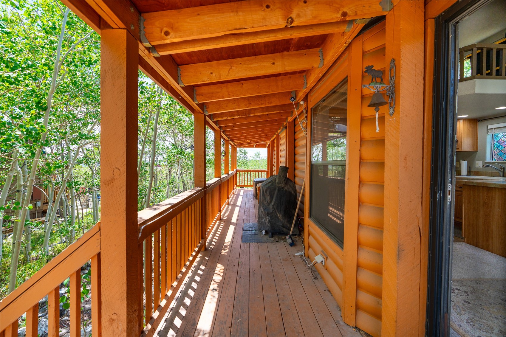 92 Sunshine Loop Property Photo 5