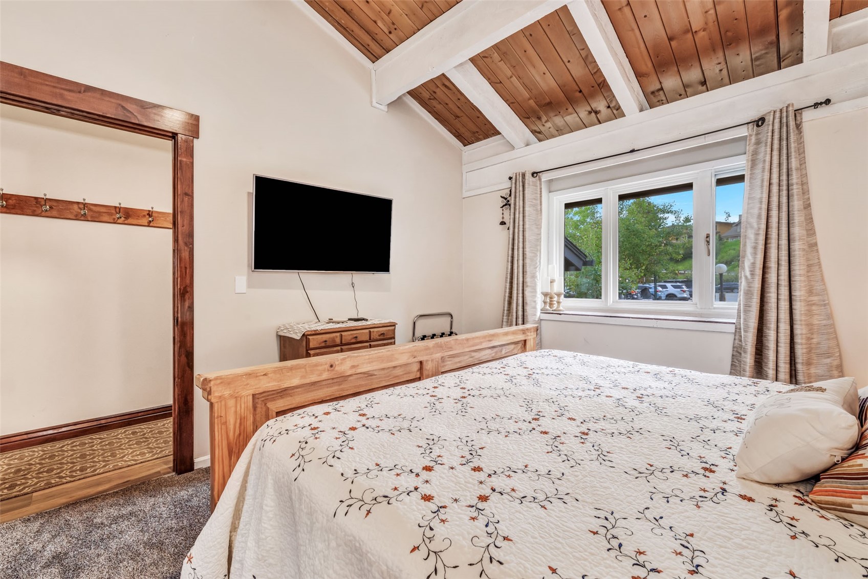 2767 Apres Ski Way E2 Property Photo 7