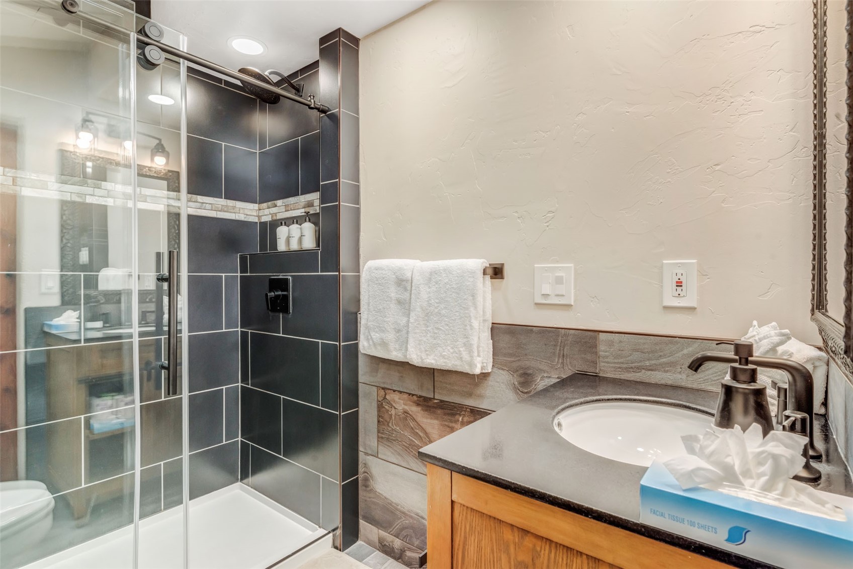 2767 Apres Ski Way E2 Property Photo 20