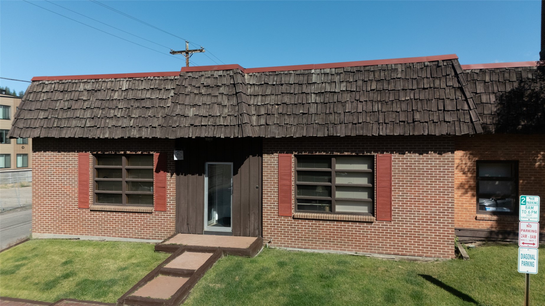 401 Lincoln Avenue Property Photo 2