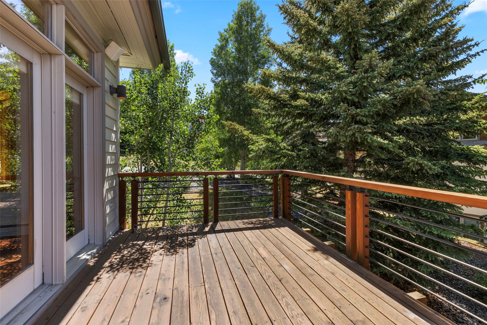 453 Ensign Drive Property Photo 19