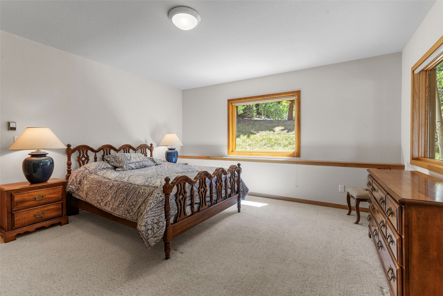 453 Ensign Drive Property Photo 31