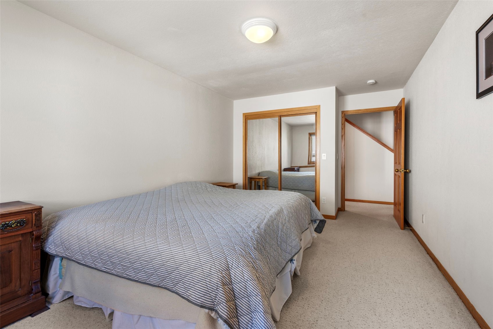 453 Ensign Drive Property Photo 40
