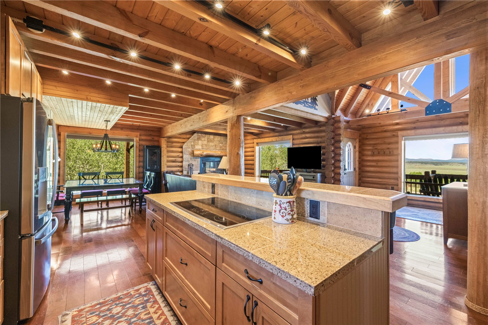 917 Sheep Ridge Road Property Photo 6