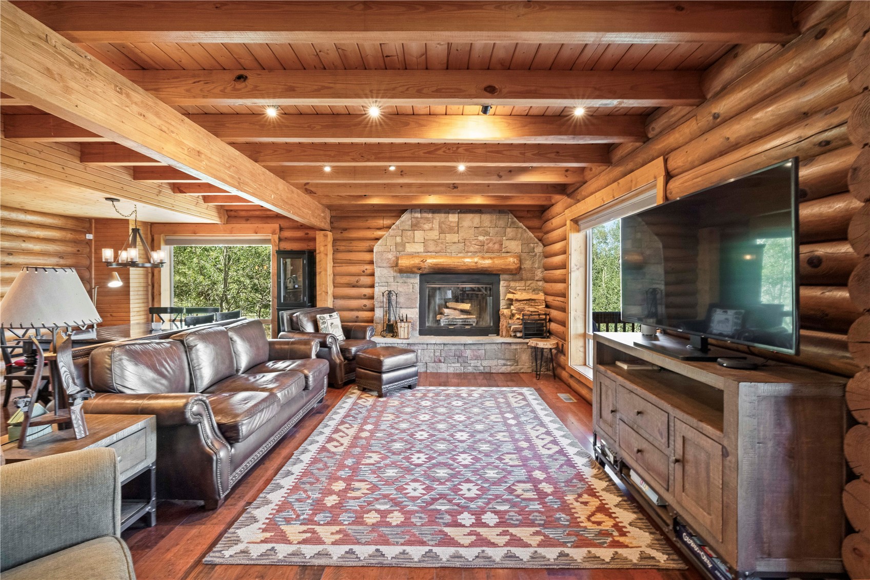 917 Sheep Ridge Road Property Photo 12