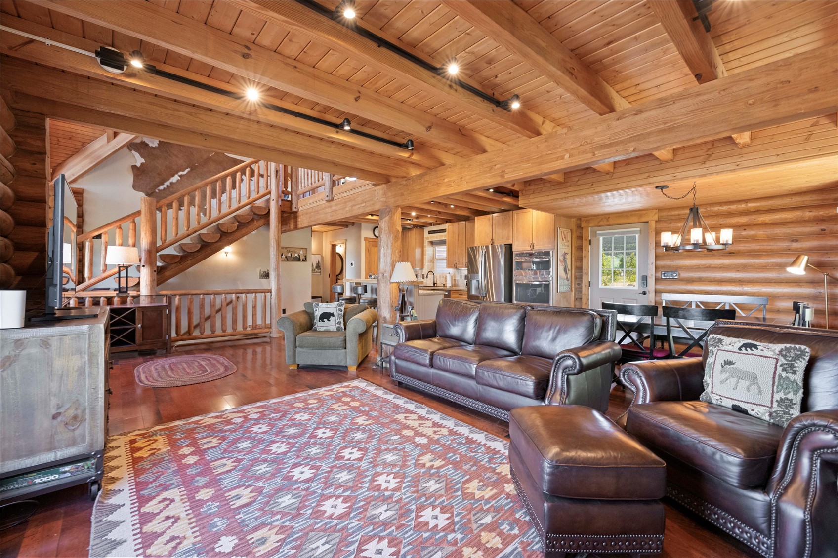 917 Sheep Ridge Road Property Photo 13
