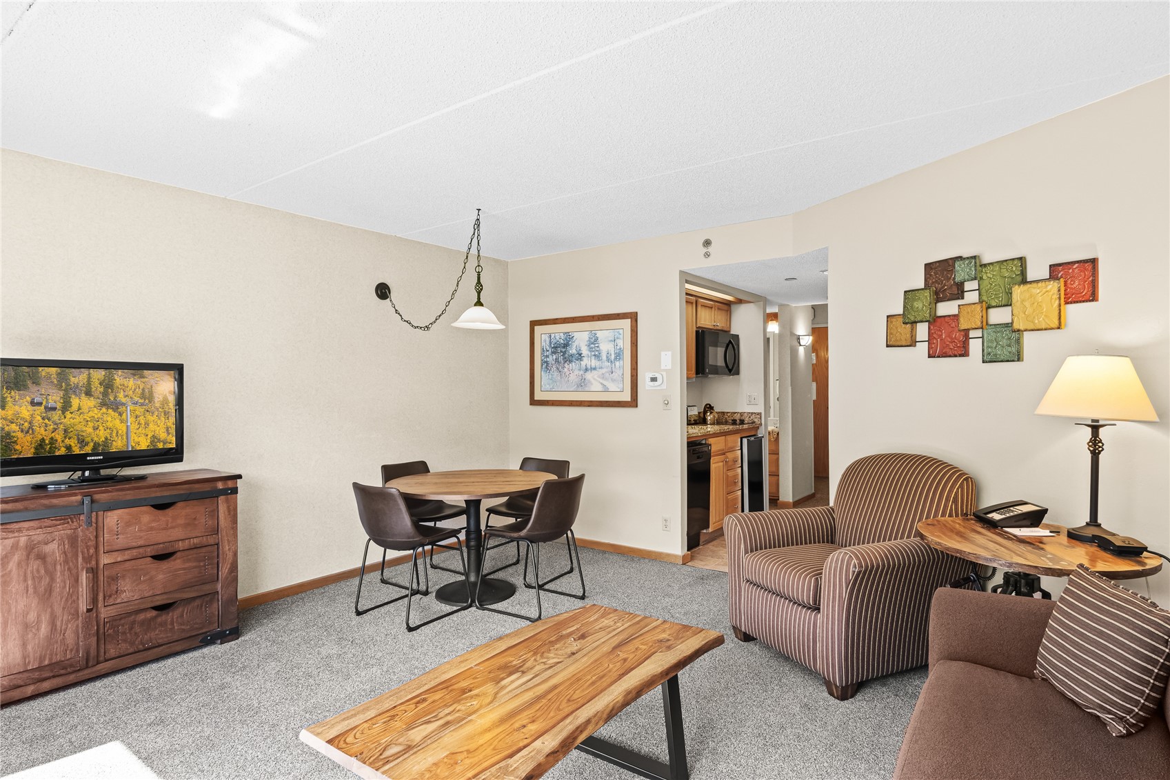 640 Village Road 4522 Property Photo 6