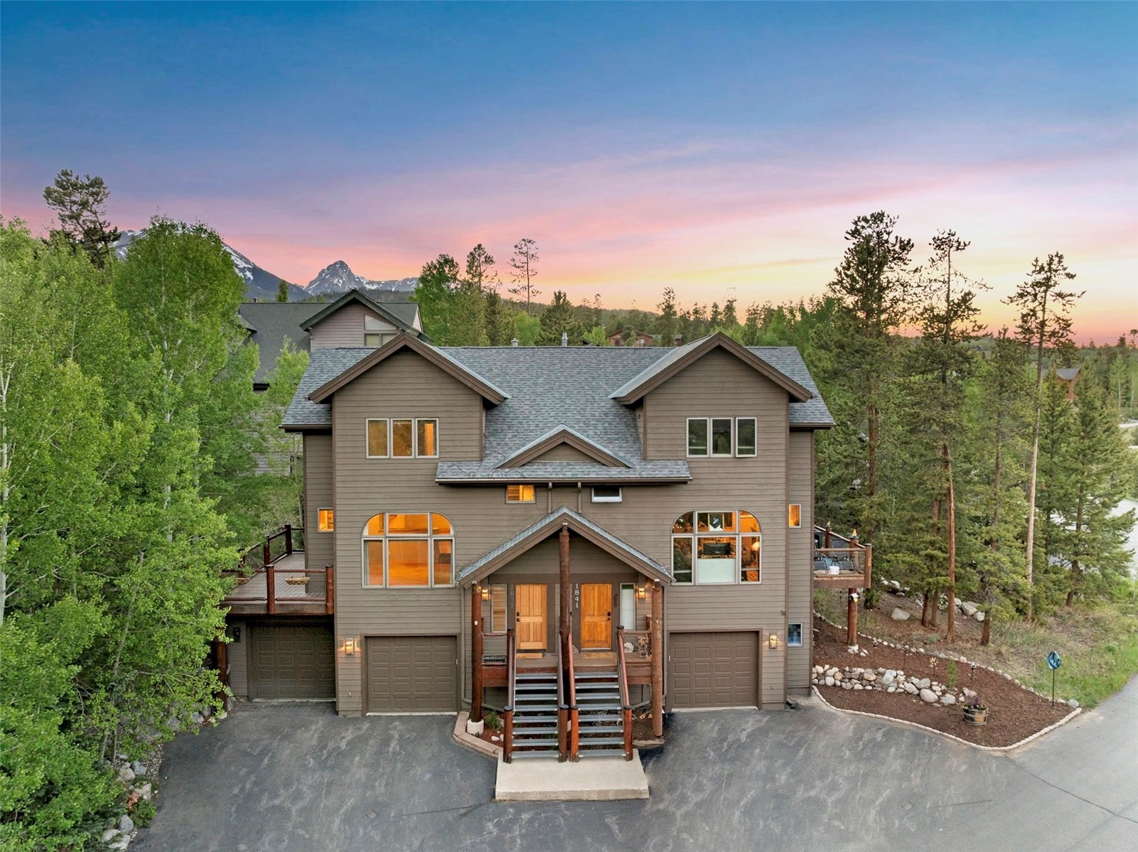 1837 Stellar Drive Property Photo 1