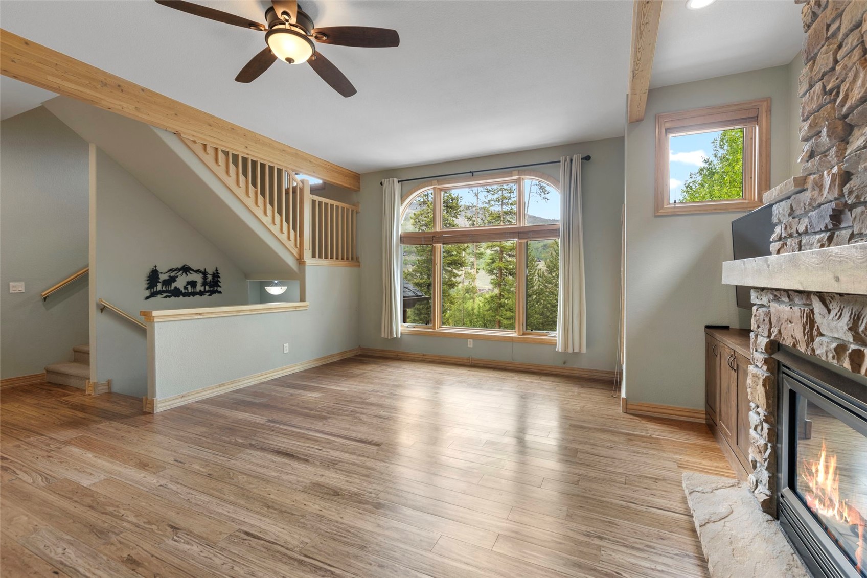 1837 Stellar Drive Property Photo 4