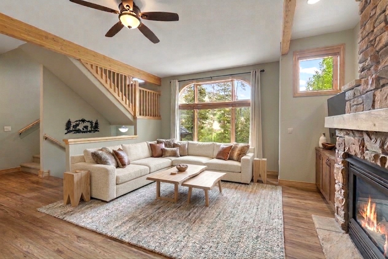 1837 Stellar Drive Property Photo 5