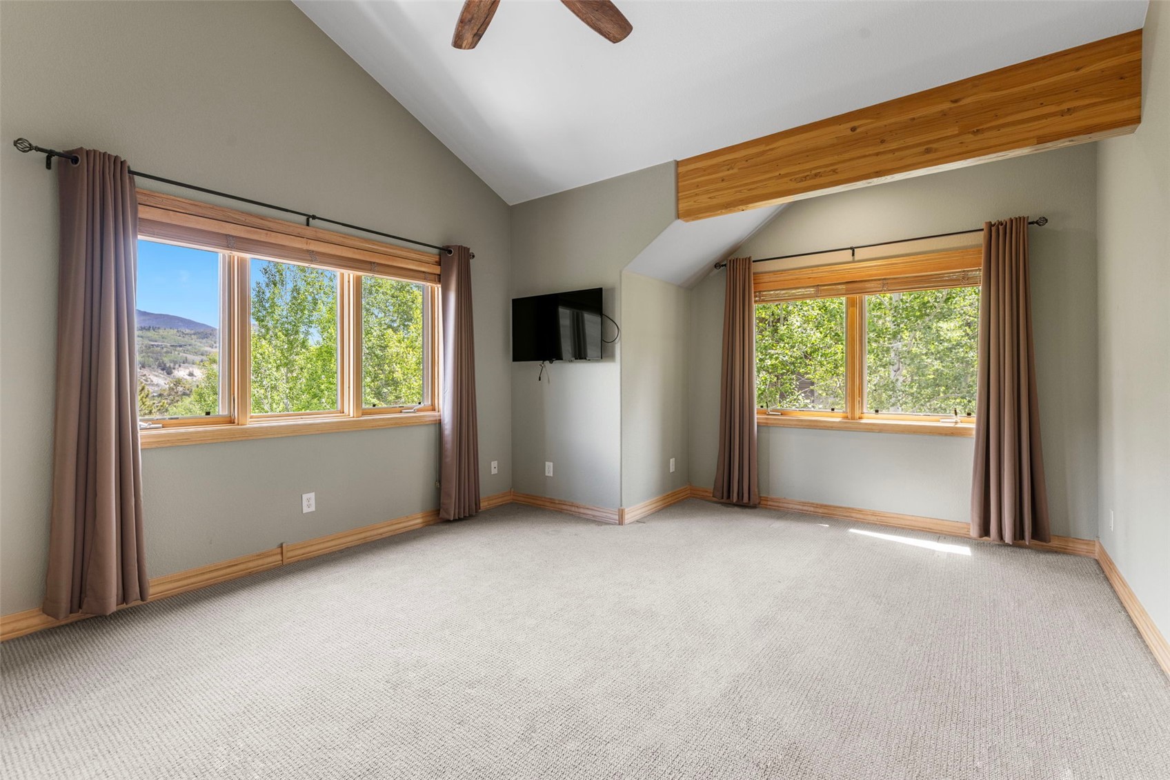 1837 Stellar Drive Property Photo 14