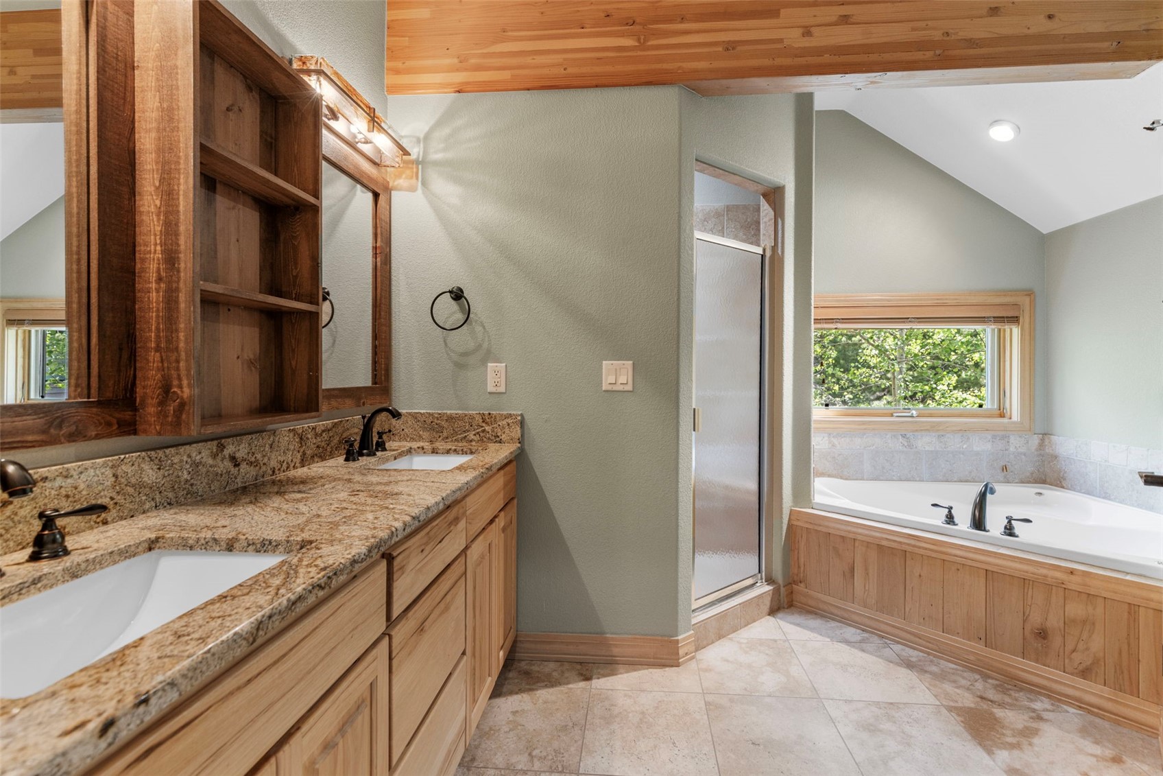 1837 Stellar Drive Property Photo 17