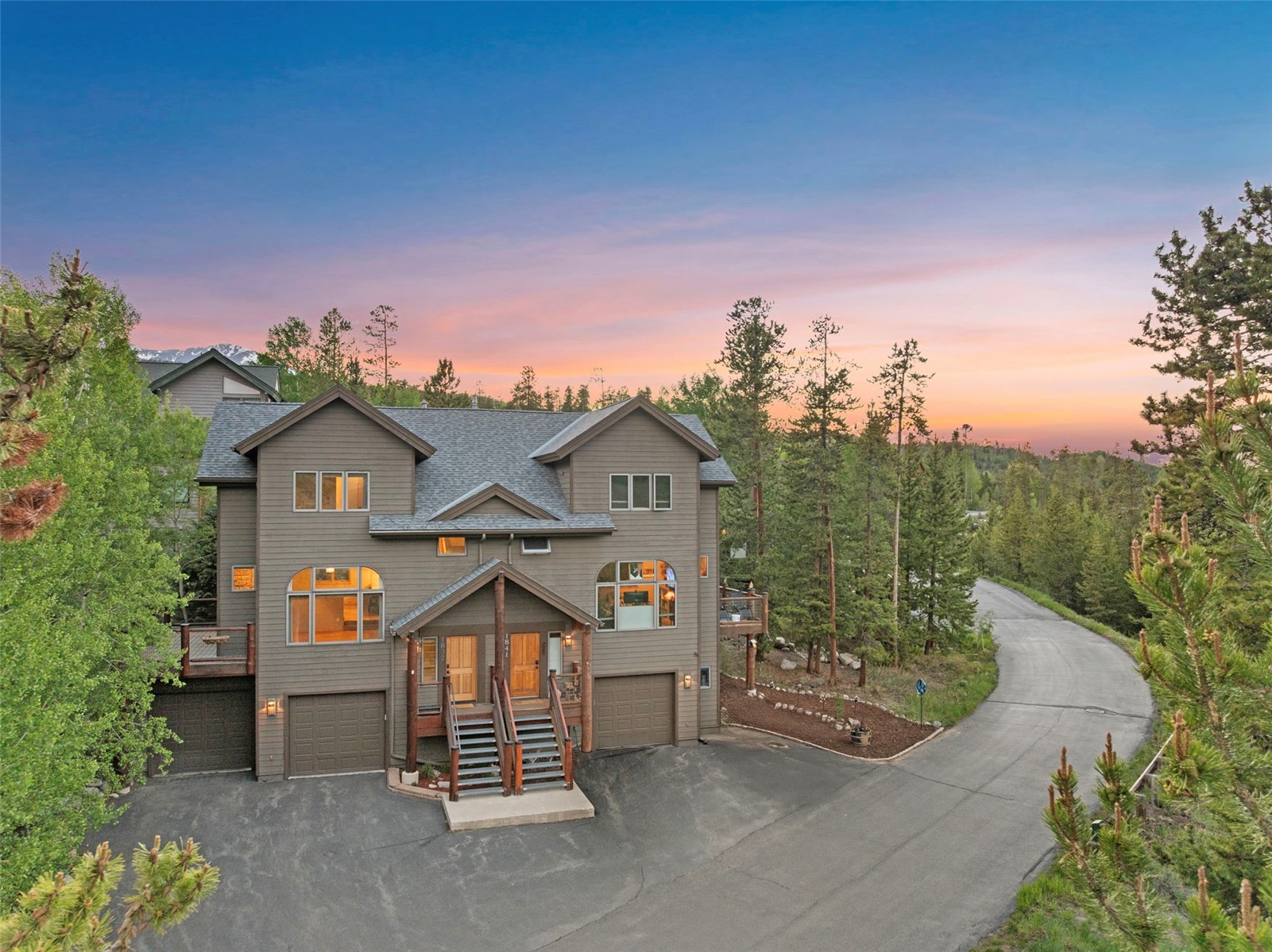 1837 Stellar Drive Property Photo 27