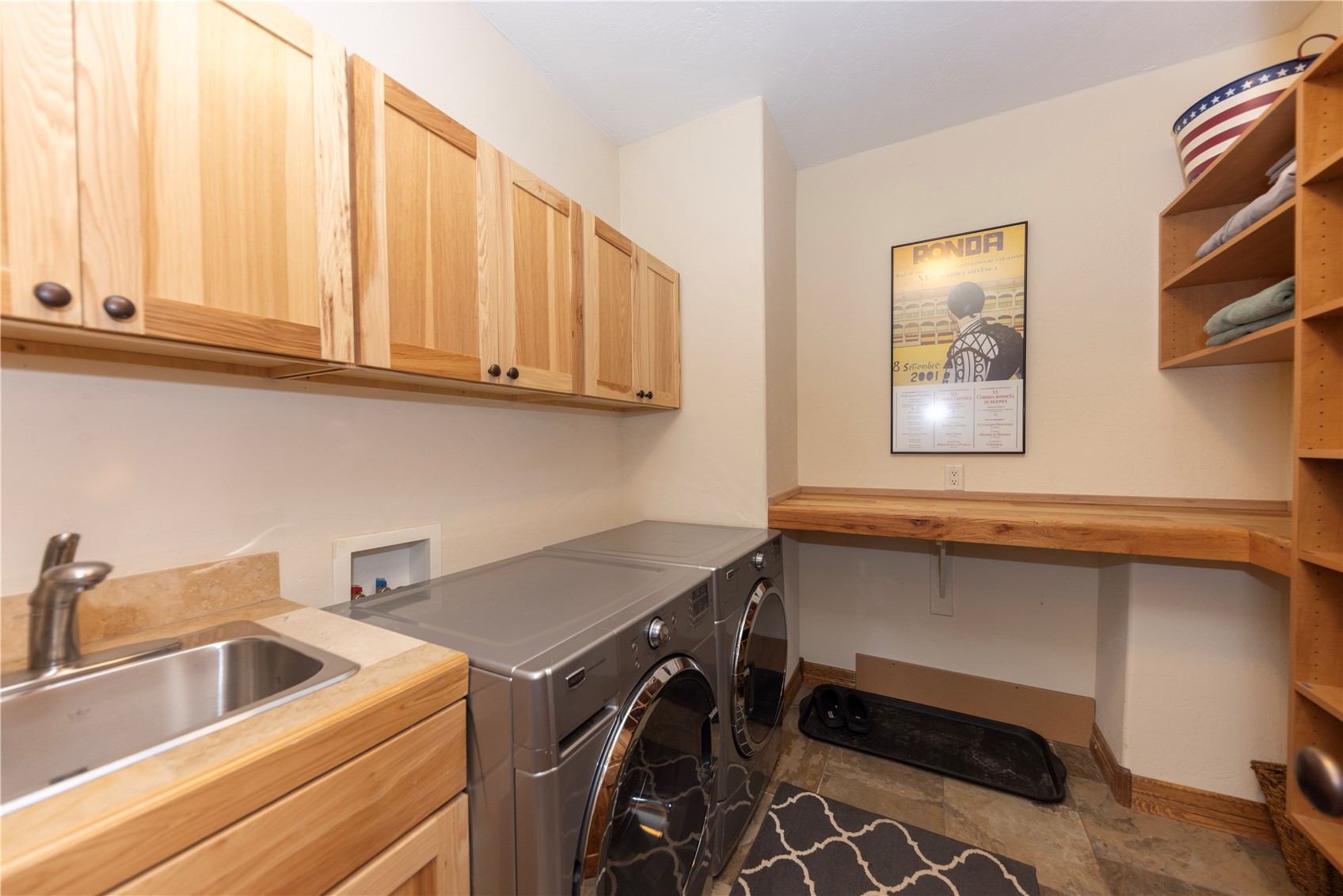 307 Teller Street D Property Photo 33