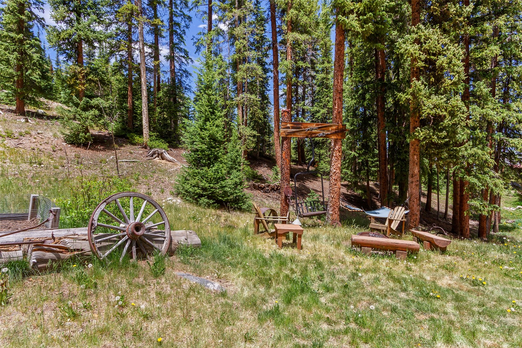 16 Bemrose Trail Property Photo 34