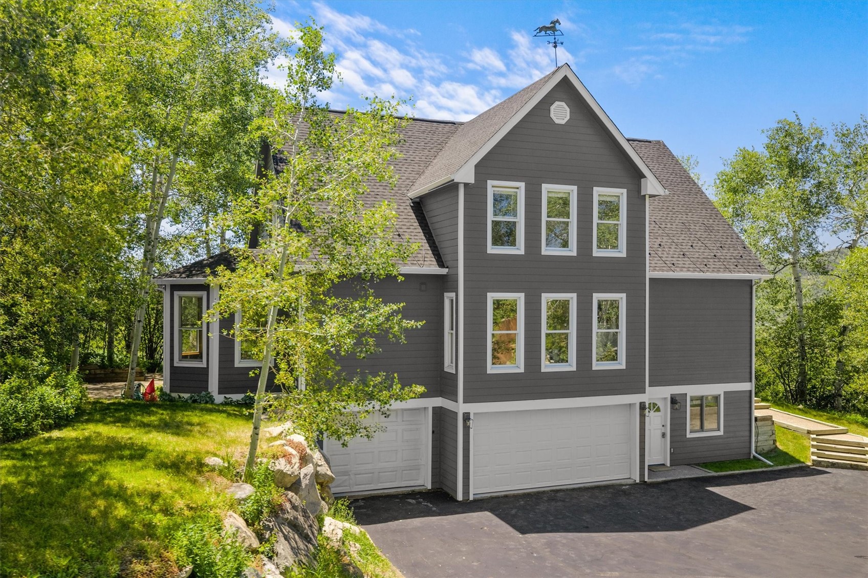 105 Deer Clover LANE