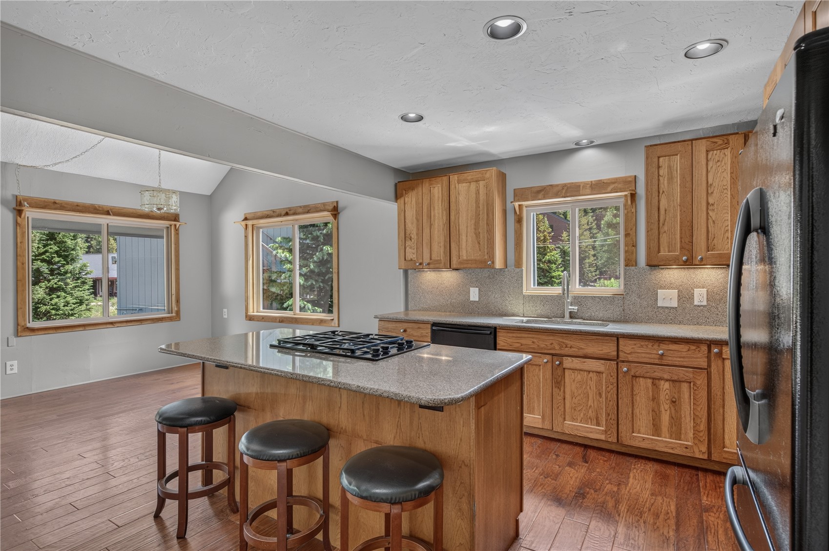 214 Mountain View Trail Property Photo 8