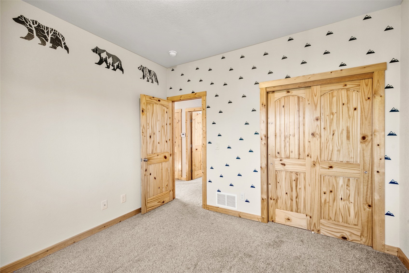 982 Georgia Drive Property Photo 18