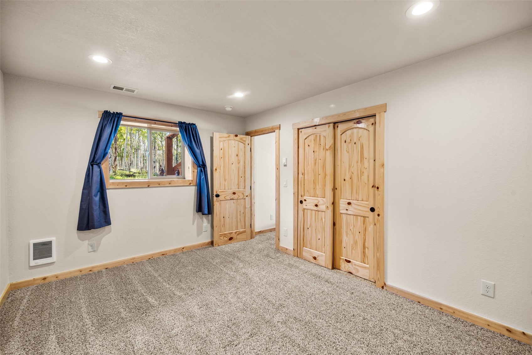982 Georgia Drive Property Photo 23