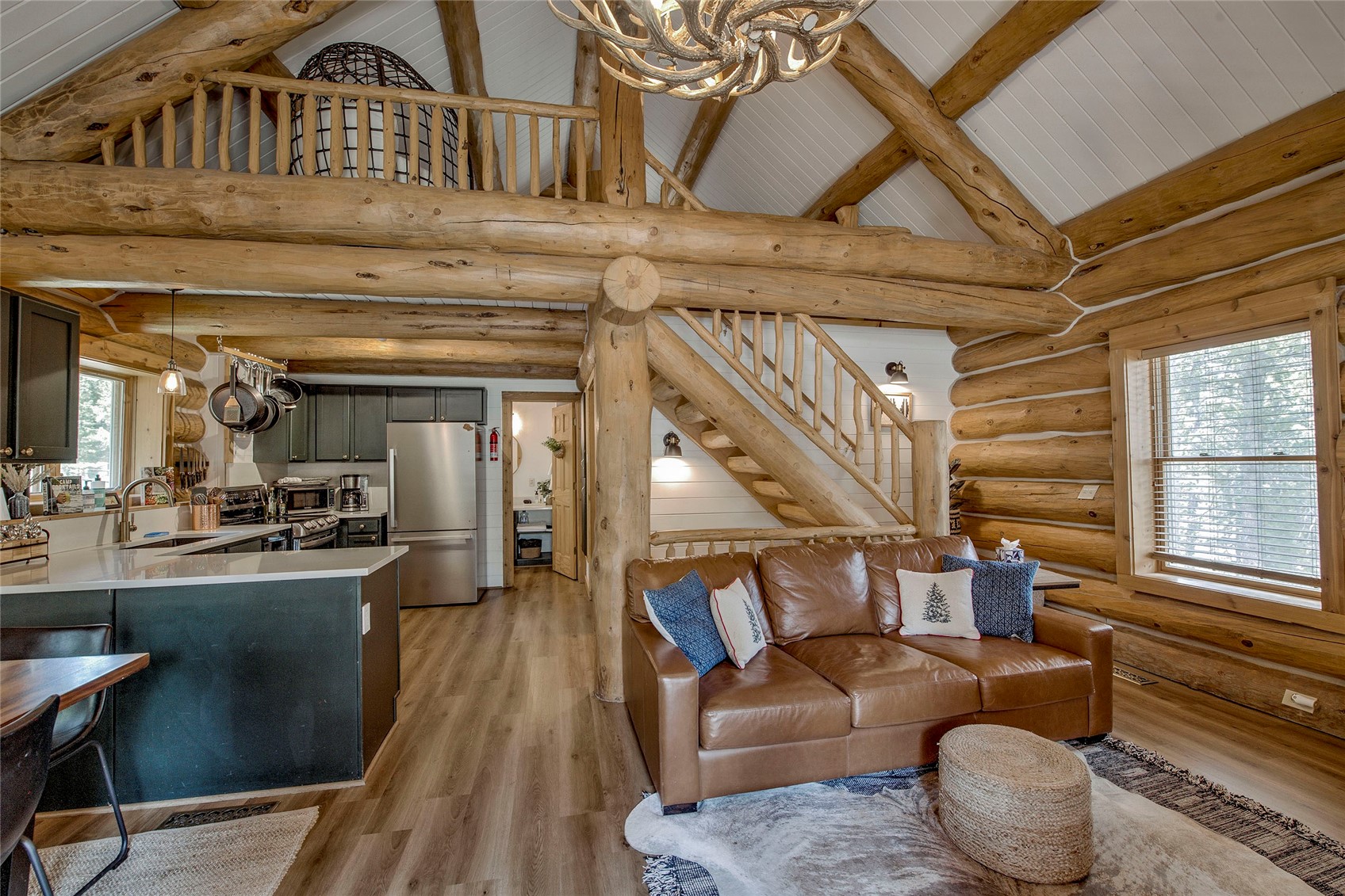 324 Ski Doo Road Property Photo 2