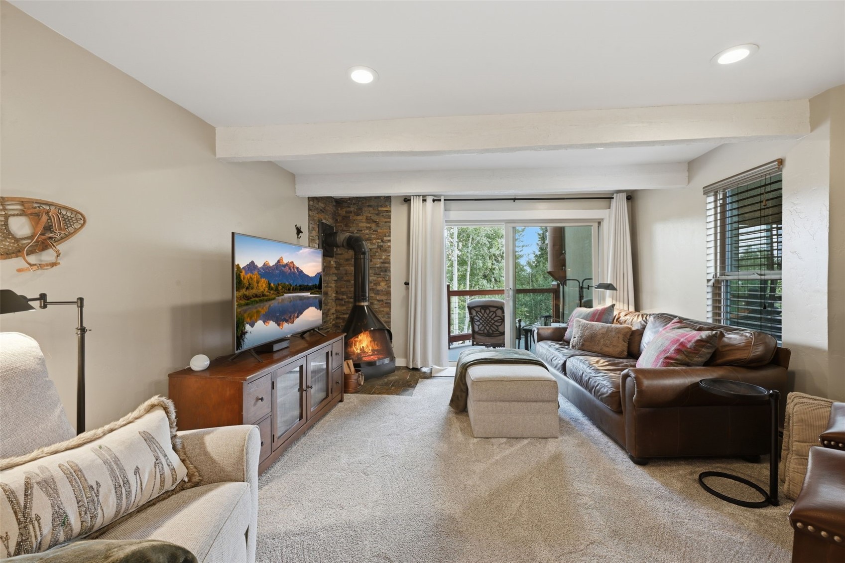 7317 Ryan Gulch Road 107 Property Photo 1