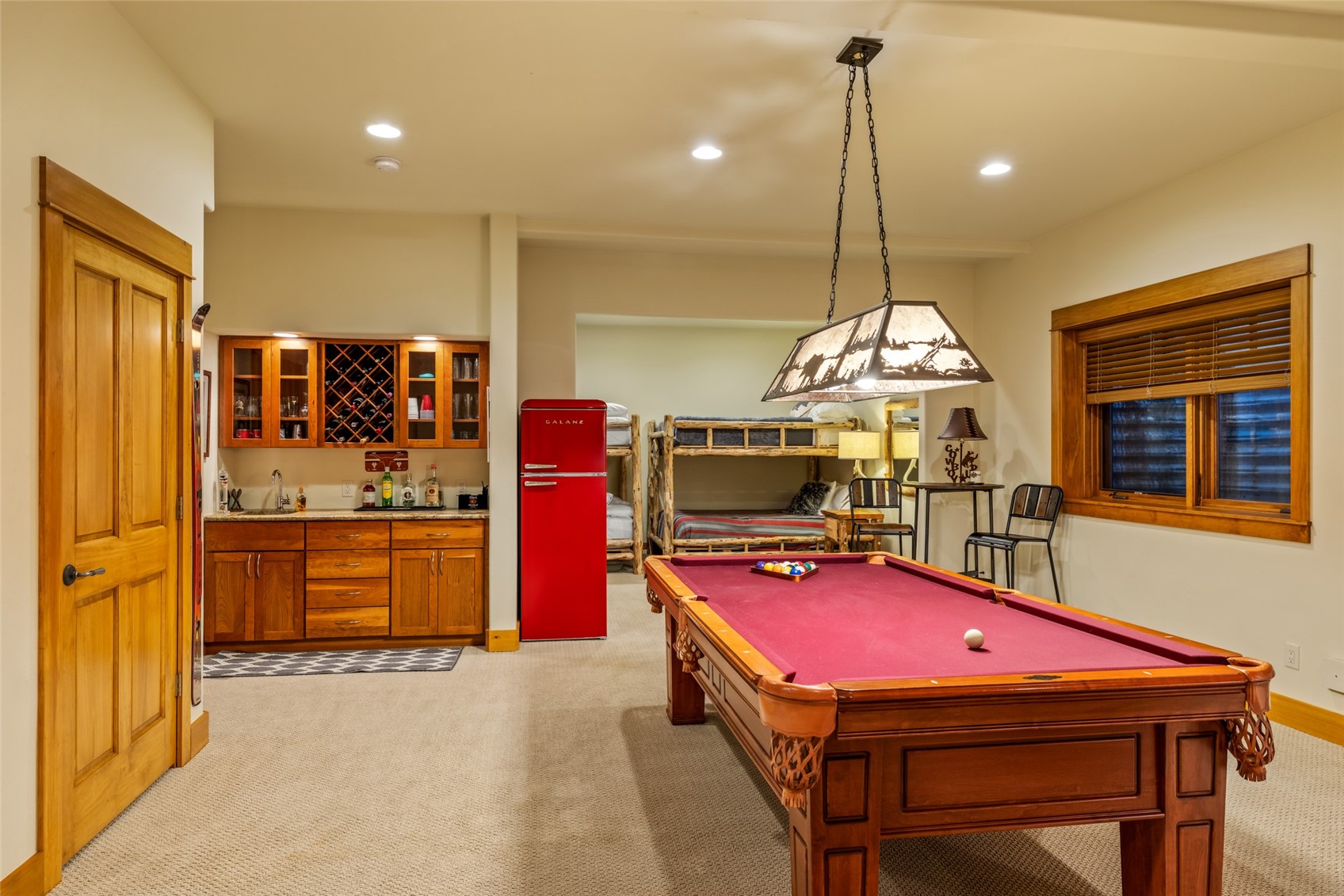 1462 Clubhouse Drive Property Photo 11
