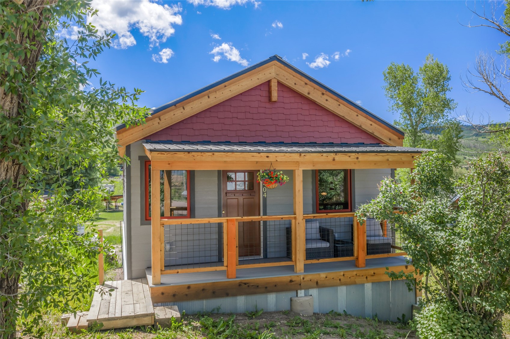 404 Bell Avenue Property Photo 1